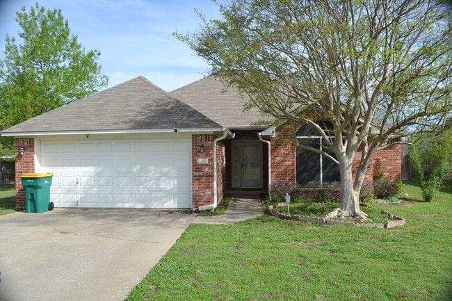 Photo - Charming 3 bedroom 2 bathroom home in Belton!!