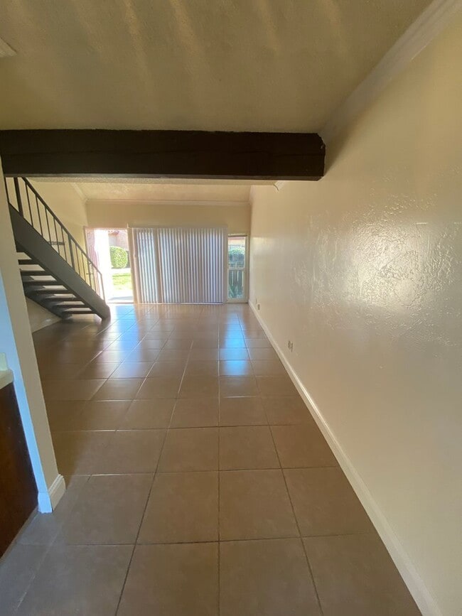 Photo - spacious one bedroom loft in Hanford