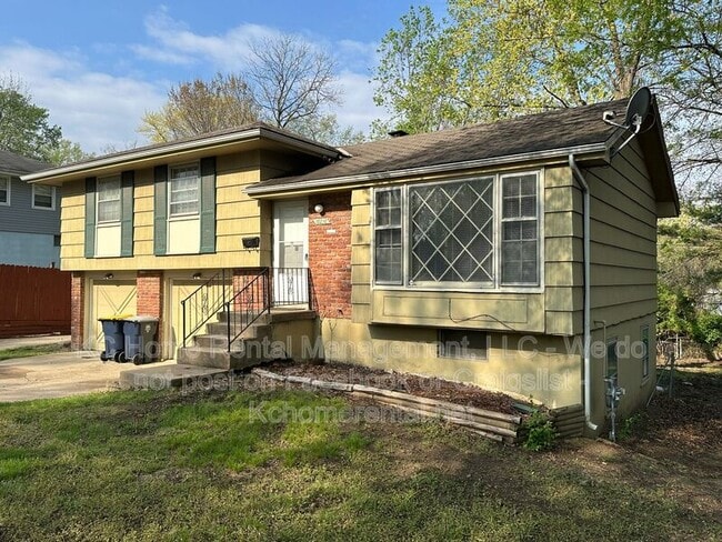 Photo - 10210 Fremont Ave