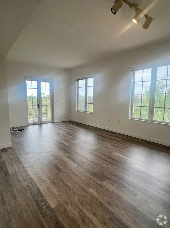 Building Photo - 1200 Town Center Dr Unit 430 Abacoa Rental