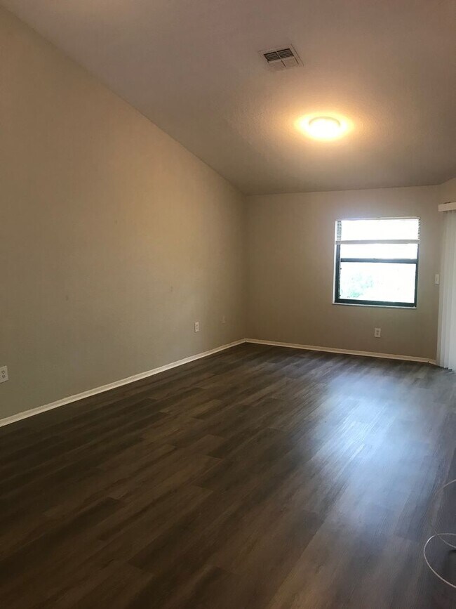 Photo - 7709SBD(50) Unit 7709 SBD