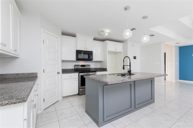 Photo - 18 11th St