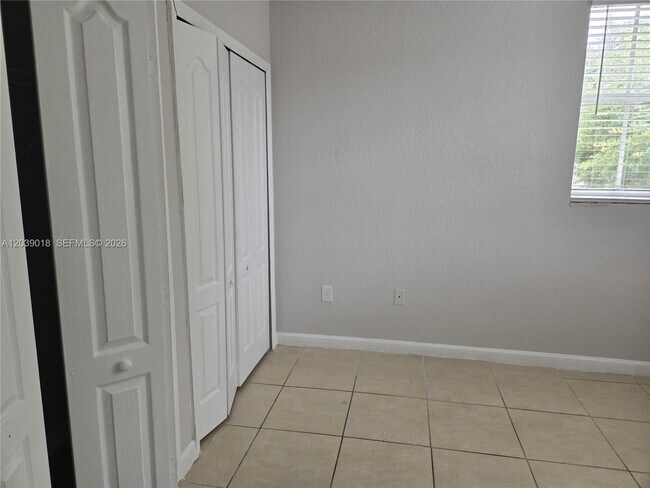 Photo - 2460 SE 16th Terrace Unit 200