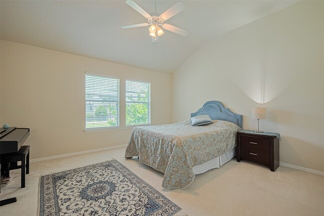 Building Photo - 1413 Whispering Pines Dr Rental