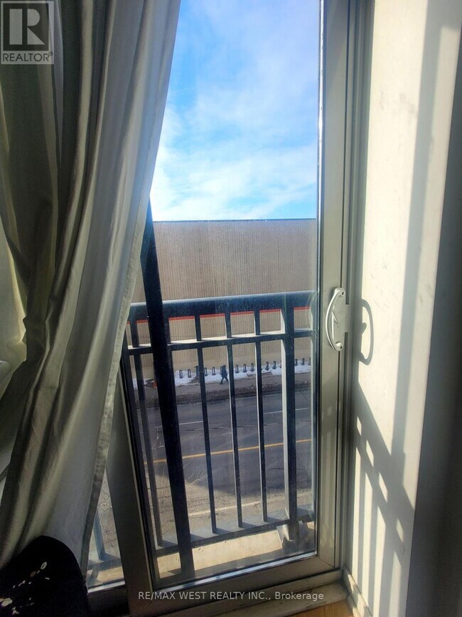 Photo - 60 Heintzman St Unité 224