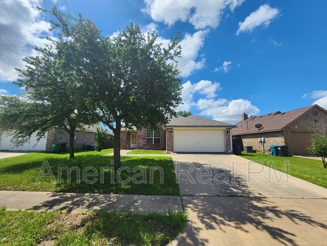 Photo - 2932 Oakshire St House