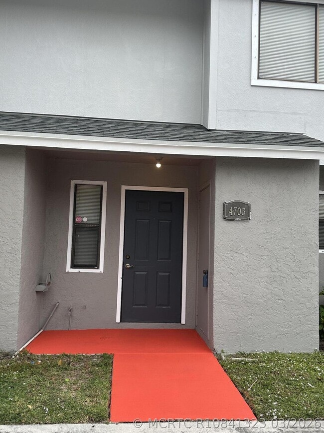 Building Photo - 4703 Pier Dr