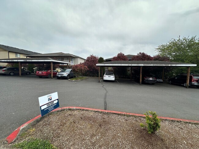 5752 Legoe Ave Unit 202