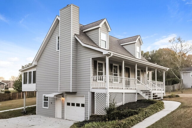 Photo - 709 Fallowfield Dr