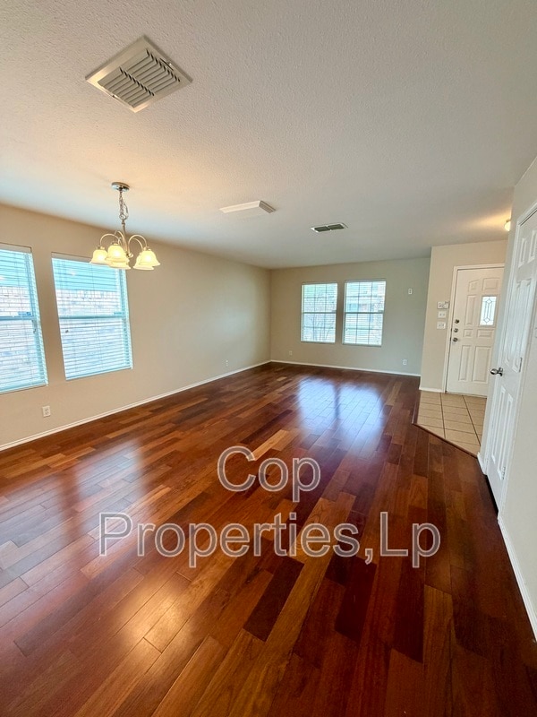 Photo - 25526 Gold Yarrow