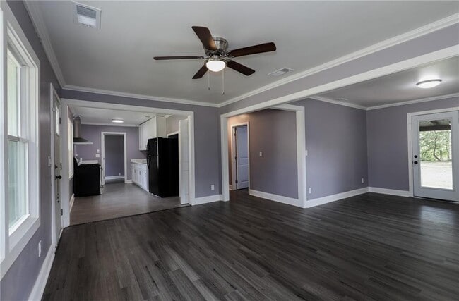 Photo - 870 Teton Ave SE