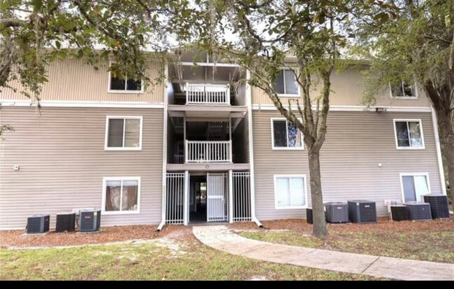 Photo - 4000 SW 23rd St