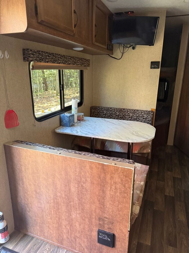 Photo - 30 Ft. new travel trailer in Quiet Park Li...