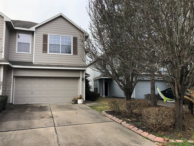 Building Photo - 16518 Cairngrove Ln