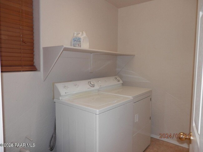 Photo - 7007 E Lantern Lane East