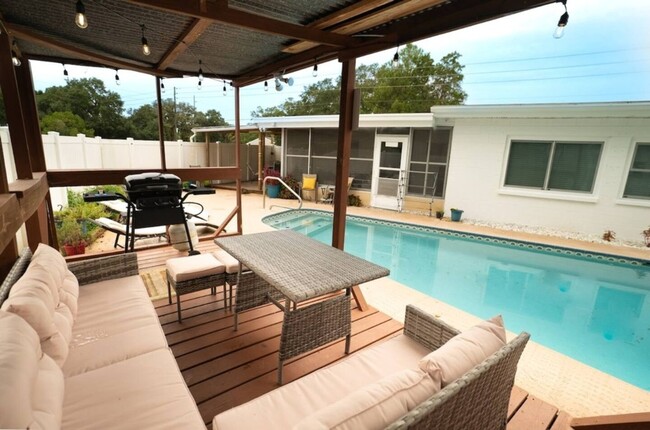 Building Photo - Stylish Heated Pool House  Near the Beach