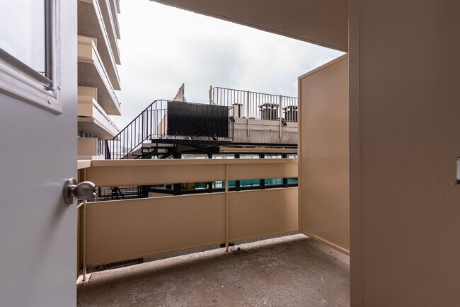 Photo - 3630 Promenade Sir-William-Osler Unité SI ID1261797P