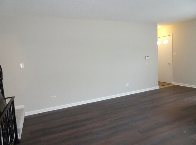 Photo - 1014 Inverrary Ln