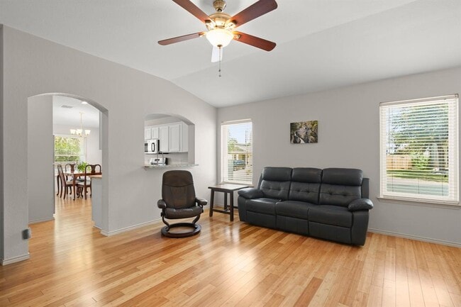 Photo - 1511 Nettie Dr