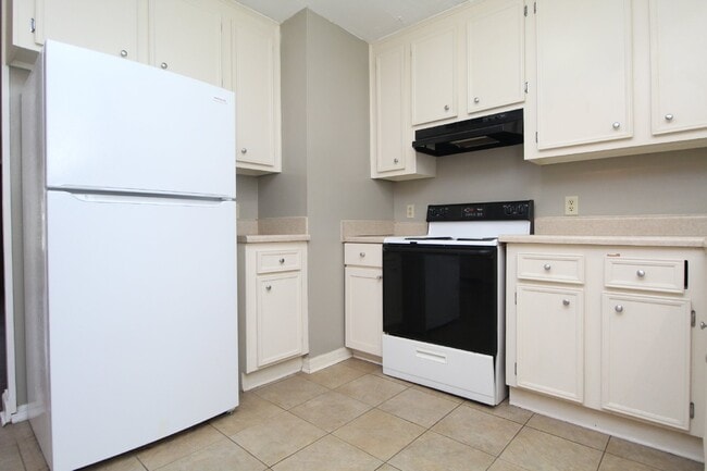 Photo - 4BR Ranch-Style Home off Olive Rd – Fenced Yard & Garage – Available 2/2