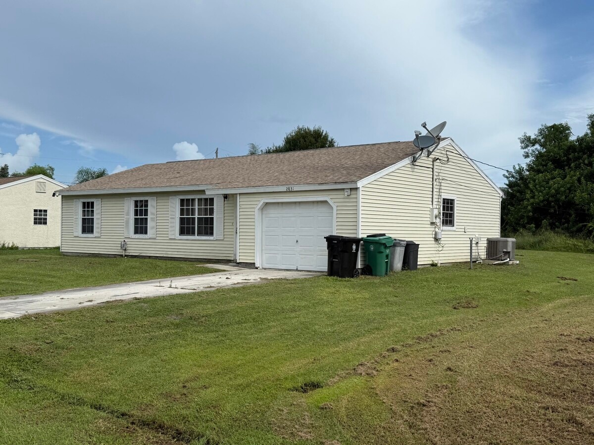 Photo - 2831 SE Leigh Ave