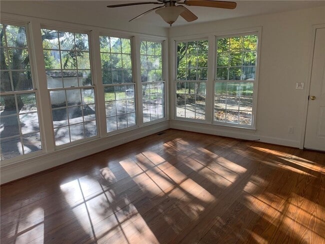 Photo - 1145 Mayfield Rd