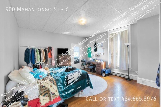 Building Photo - 900 Mahantongo St Unit 6