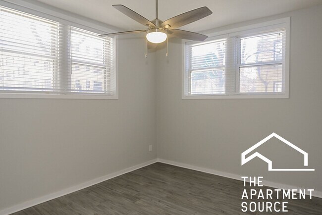 Photo - 3928 N Pine Grove Ave