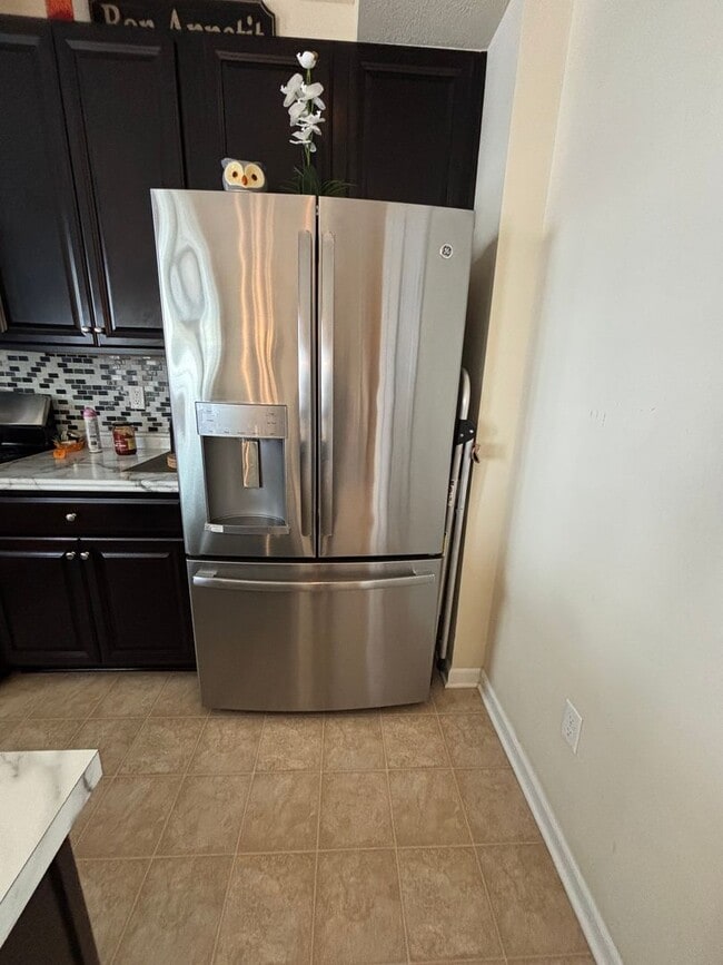 Photo - 3 Bedroom Townhome - Carnegie!