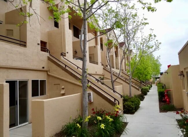 Building Photo - 3927 Nobel Dr Unit #37 Rental