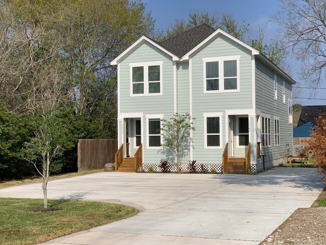 Building Photo - 2509 S Grand Blvd Rental