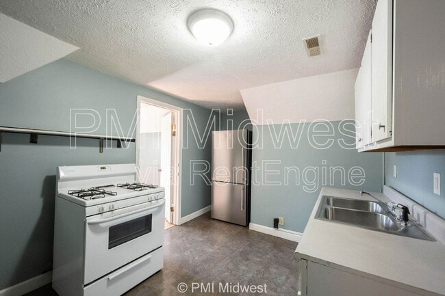 Photo - 921 S Buckeye St