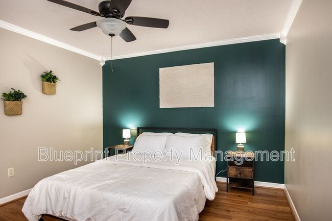 Photo - 1901 16th Ave S