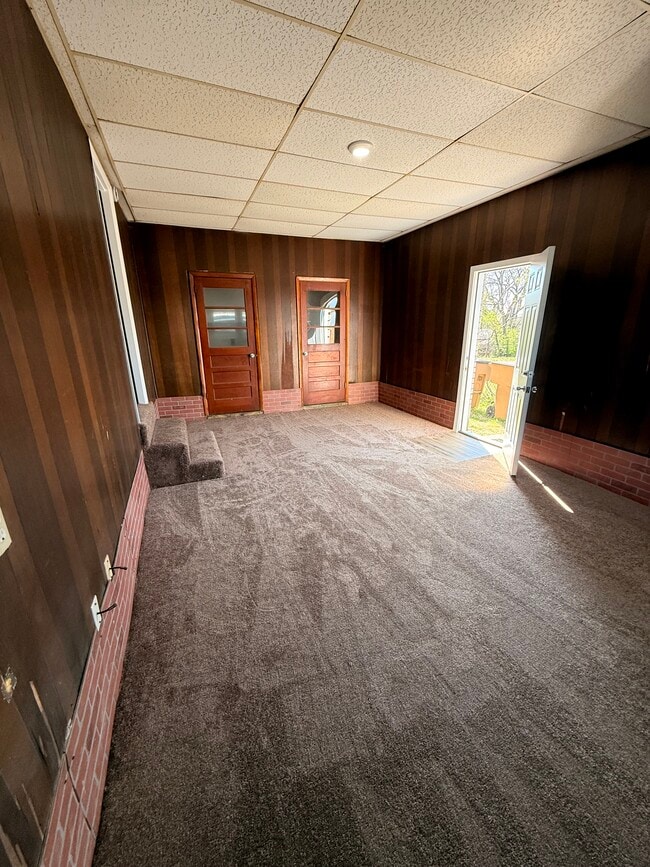 Photo - 3306 Stockdale Ln