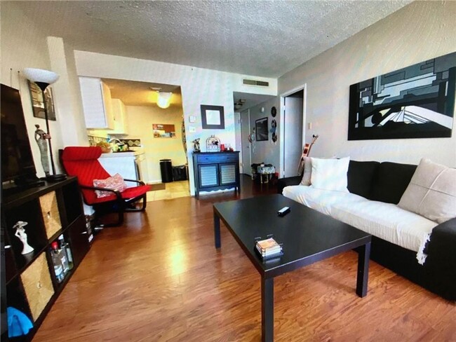 K429 - Greenwood Towers #704 Apartment Unit 704 GTowers - Austin, TX ...