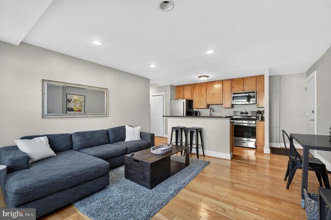 Photo - 4840 MacArthur Blvd NW Unit 408