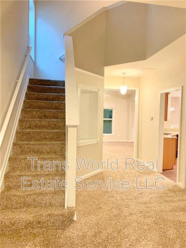 Photo - 2534 Winslow Ridge Dr NE