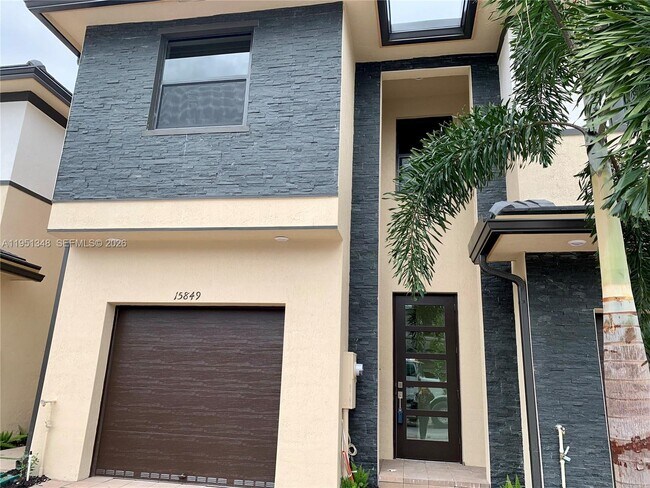 Photo - 15849 NW 91st Ct