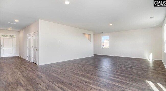 Photo - 2075 Grovefield Dr