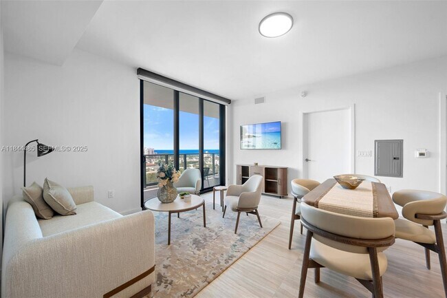 580 72nd St Unit 1009