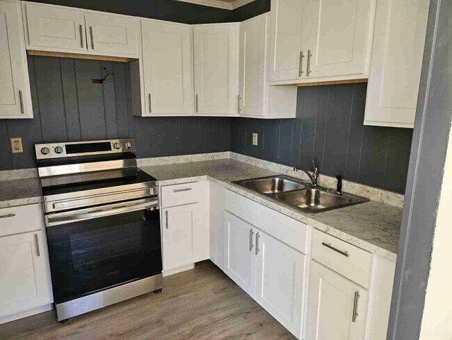 Photo - 287 Oliver Dr Unit 1