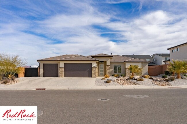 Building Photo - Comfort, Space & Style with a 3-Car Garage Small Dog Friendly!