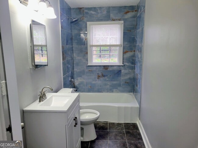 Photo - 1361 McClelland Ave