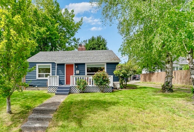 Building Photo - 5258 S Cloverdale Pl Rental