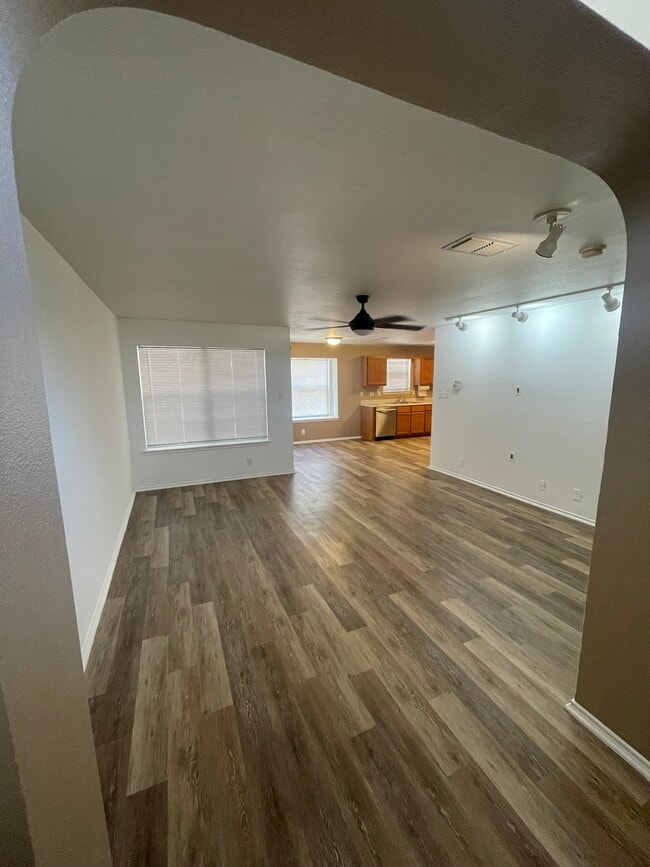 Photo - 10324 Bobcat Blf