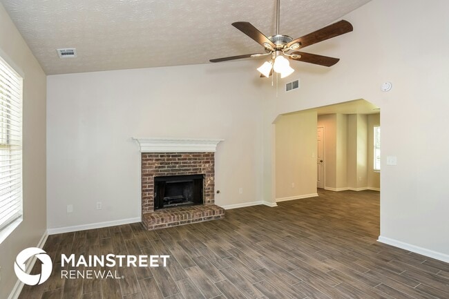 Photo - 155 Mcgiboney Pl