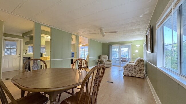 Photo - 5638 James Dr