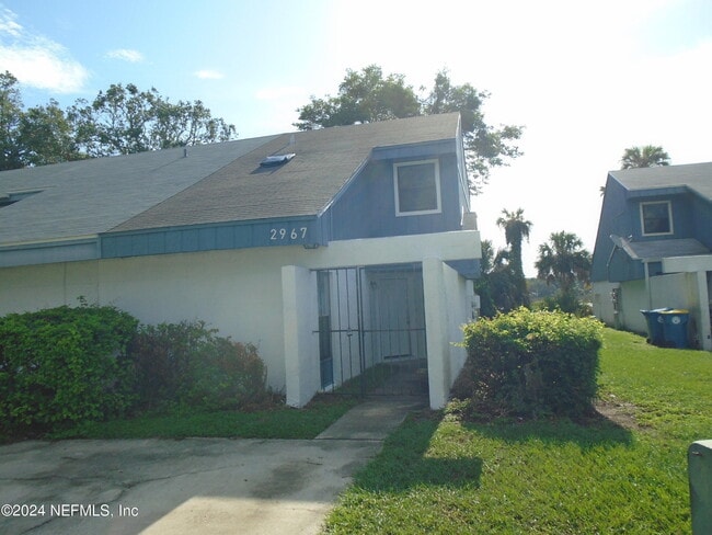 Building Photo - 2967 Bayshore Dr E Rental