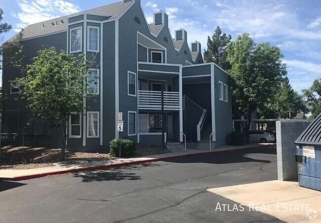 Building Photo - 1505 N Center St Rental