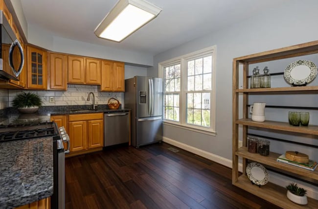 Photo - 4847 Carriagepark Rd